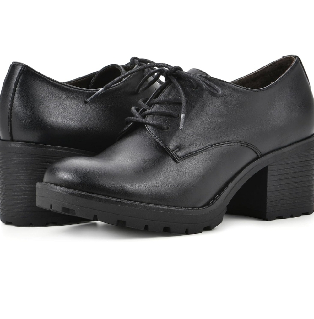 White Mountain Black Leather Lace-Up Heeled Boots